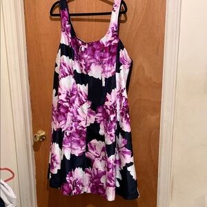 Women’s dress size 22 Dress Barn.